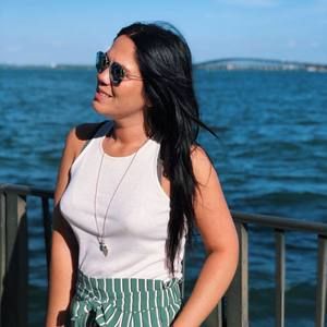 Meet your Posher, Deni